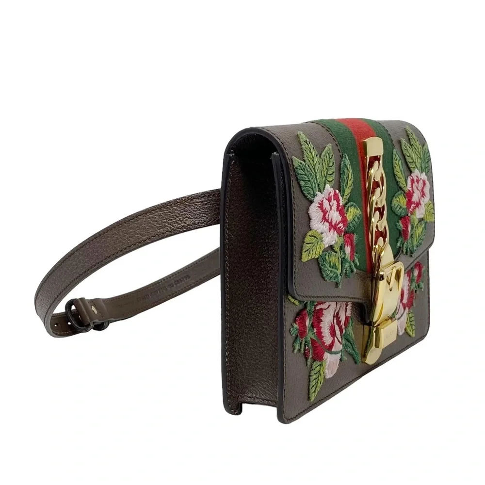 ❌SOLD❌Gucci Embroidered Sylvie Clutch Belt Bag - Picture 2 of 14